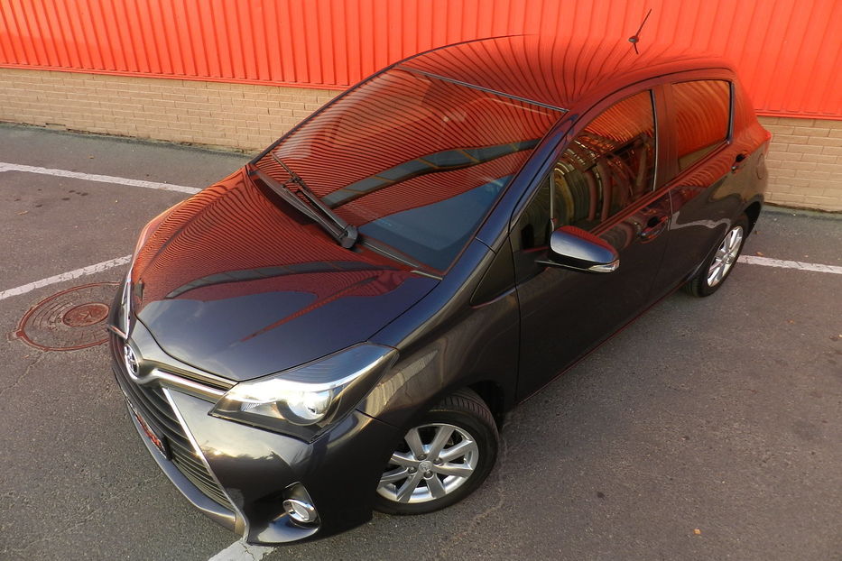 Продам Toyota Yaris Active 2015 года в Одессе