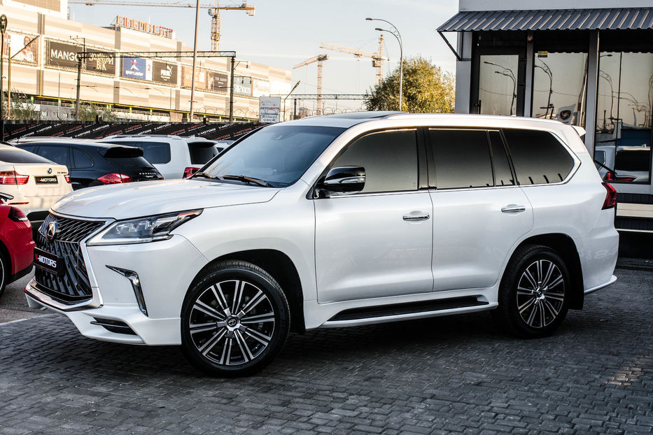 Продам Lexus LX 570 F-SPORT 2018 года в Киеве