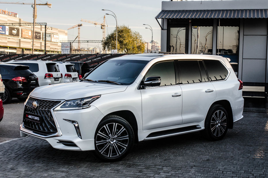 Продам Lexus LX 570 F-SPORT 2018 года в Киеве