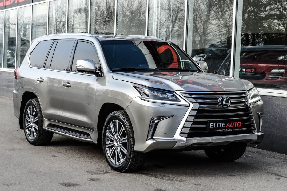 Продам Lexus LX 570 LUXURY + 2017 года в Киеве