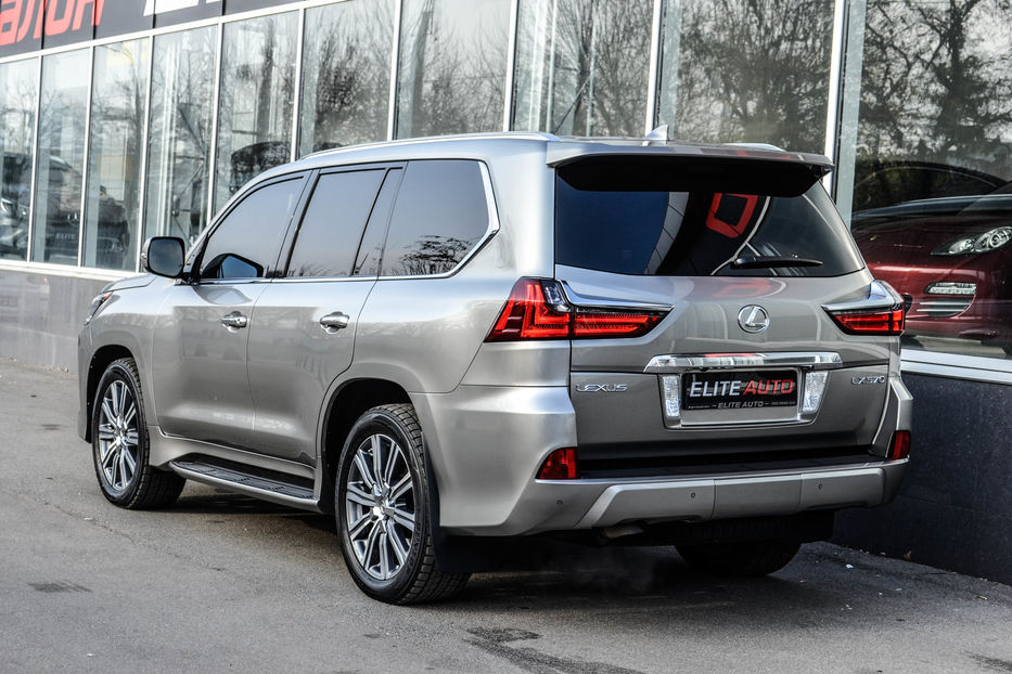 Продам Lexus LX 570 LUXURY + 2017 года в Киеве