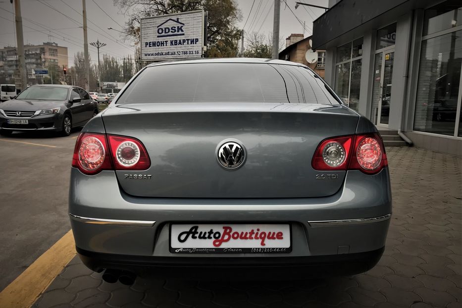 Продам Volkswagen Passat B6 2.0 TDI 2010 года в Одессе