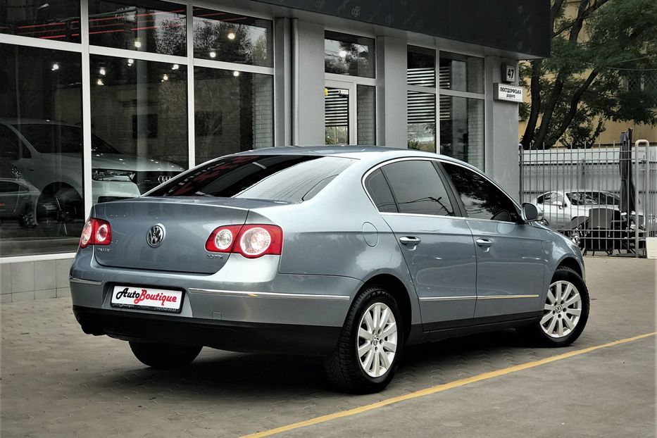 Продам Volkswagen Passat B6 2.0 TDI 2010 года в Одессе