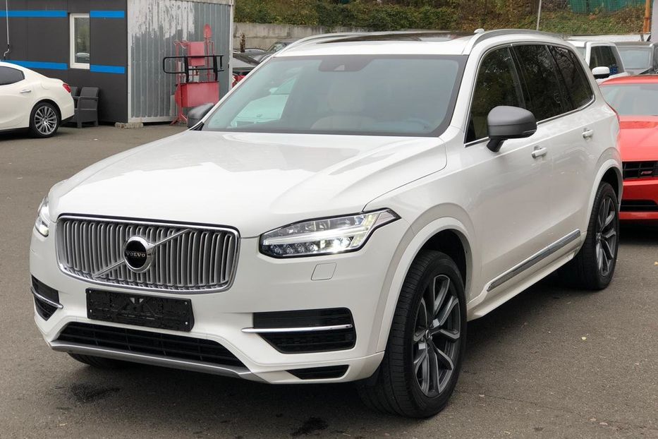 Продам Volvo XC90 2015 года в Киеве