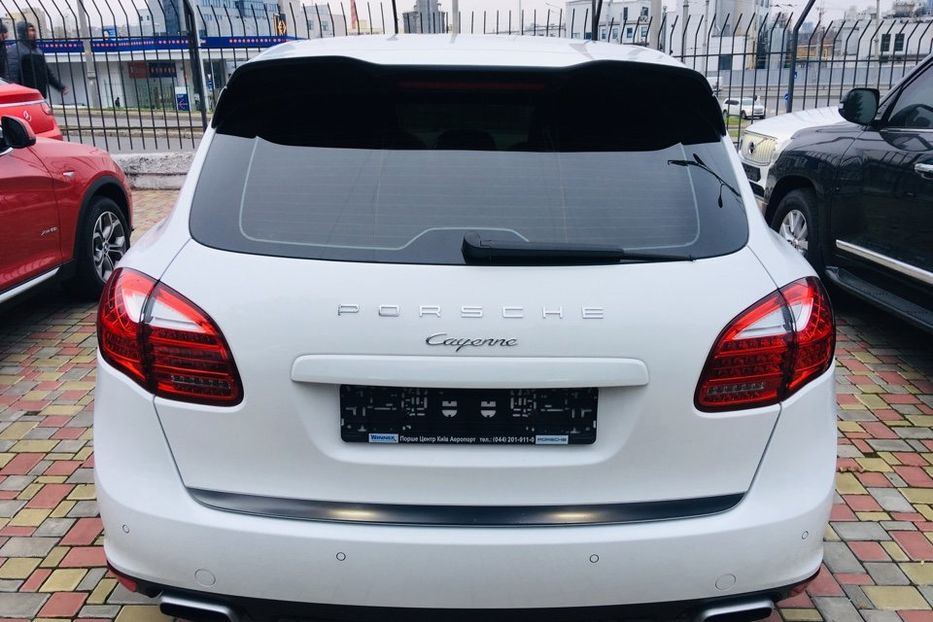 Продам Porsche Cayenne 2013 года в Киеве