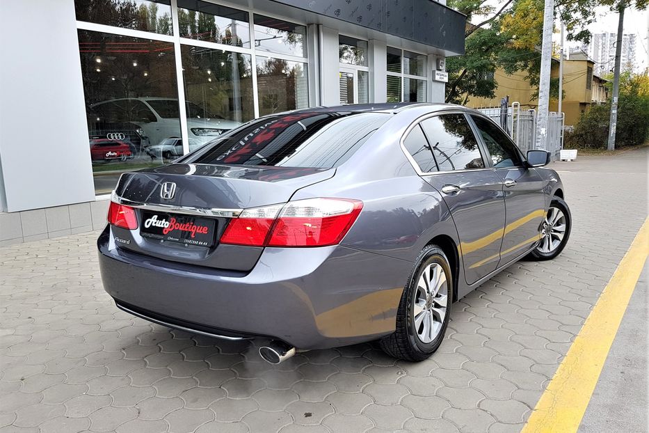 Продам Honda Accord LX 2014 года в Одессе