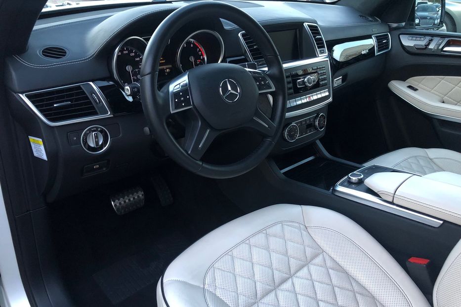 Продам Mercedes-Benz GL-Class 450 AMG 2013 года в Киеве