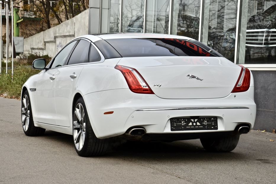 Продам Jaguar XJ 2011 года в Киеве