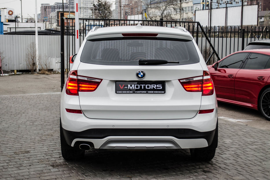 Продам BMW X3 2.0i Xdrive 2016 года в Киеве