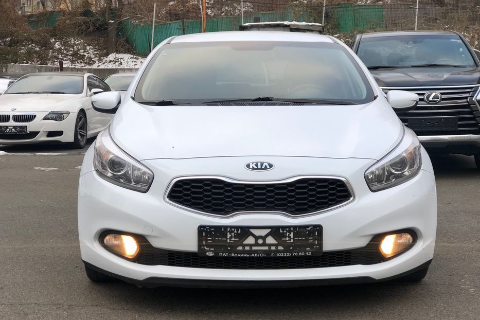 Продам Kia Ceed 2013 года в Киеве