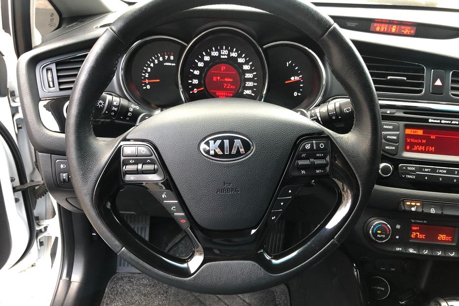 Продам Kia Ceed 2013 года в Киеве