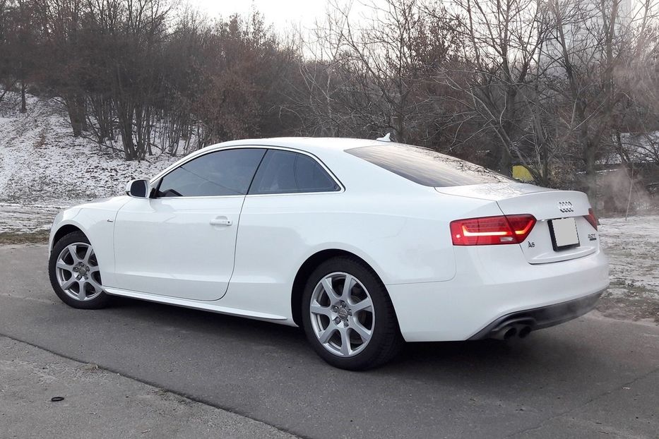 Продам Audi A5 S-Line 2015 года в Киеве