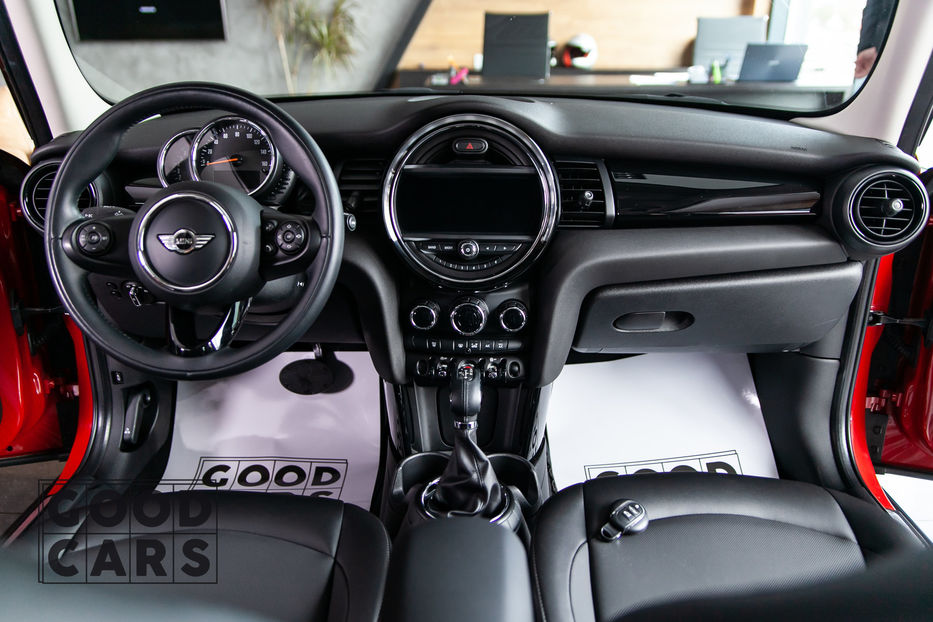 Продам MINI Cooper 5D 2016 года в Одессе