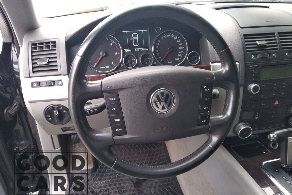 Продам Volkswagen Touareg 2006 года в Одессе