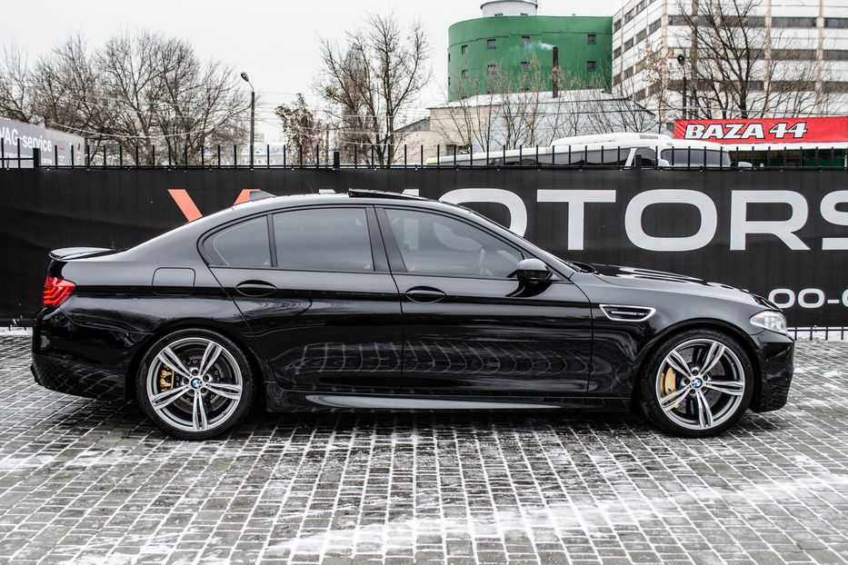 Продам BMW M5 Competition 2015 года в Киеве