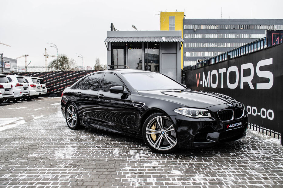 Продам BMW M5 Competition 2015 года в Киеве