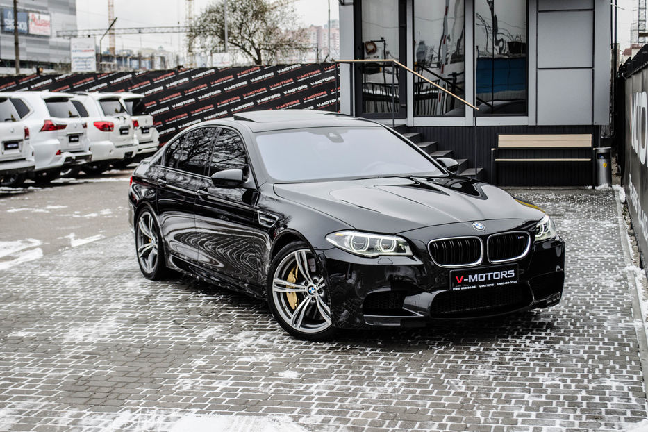 Продам BMW M5 Competition 2015 года в Киеве