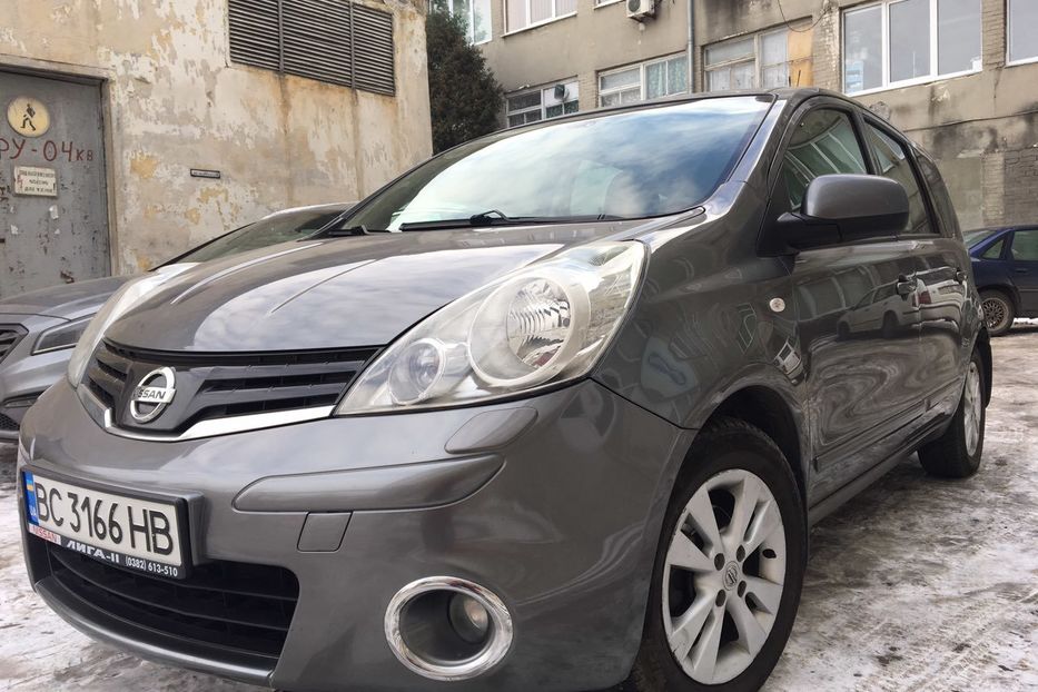 Продам Nissan Note 2012 года в Львове