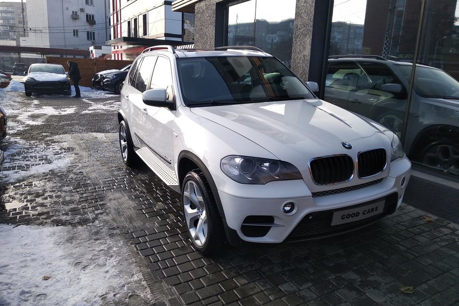 Продам BMW X5 2012 года в Одессе