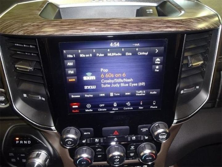 Продам Dodge RAM 1500 Laramie 2018 года в Киеве