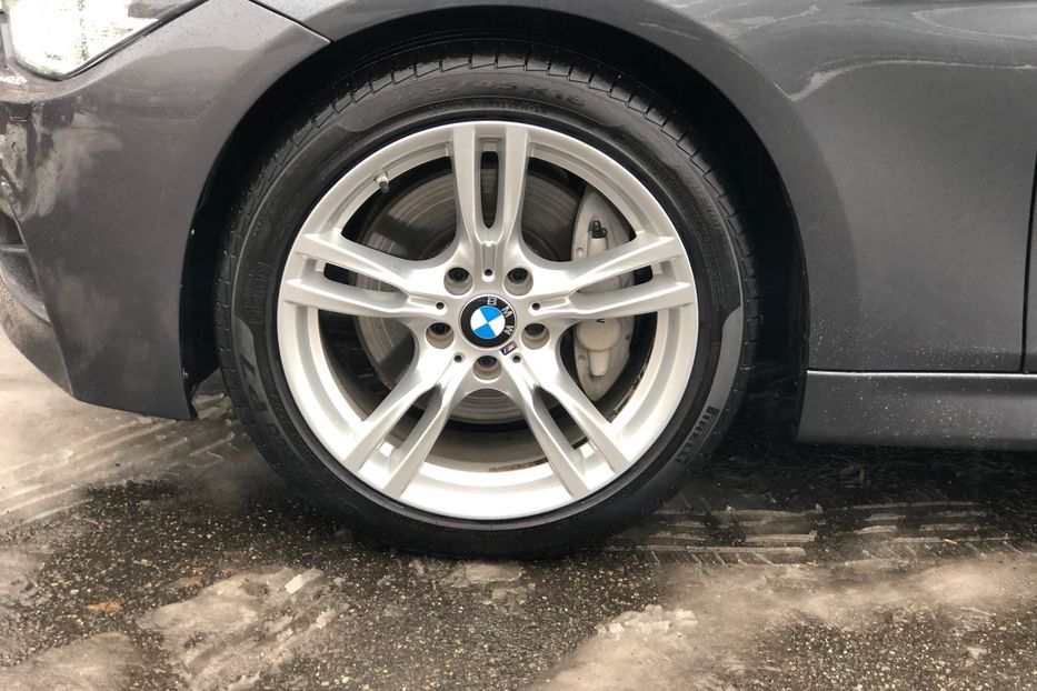 Продам BMW 335 XI 2015 года в Киеве