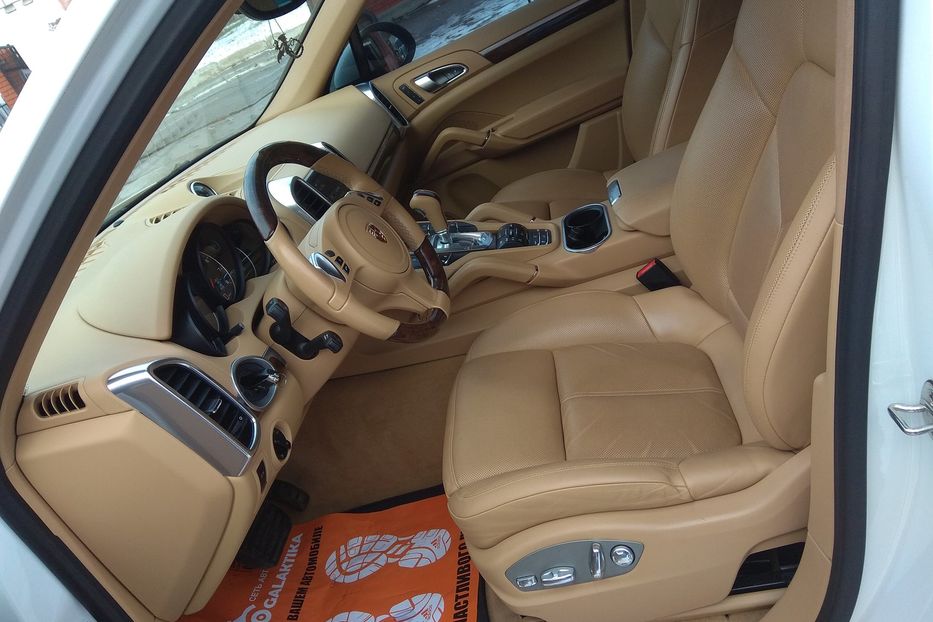 Продам Porsche Cayenne 2013 года в Одессе