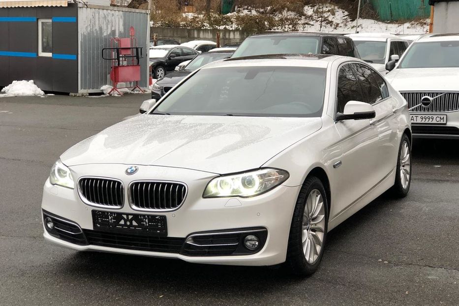 Продам BMW 528 2016 года в Киеве