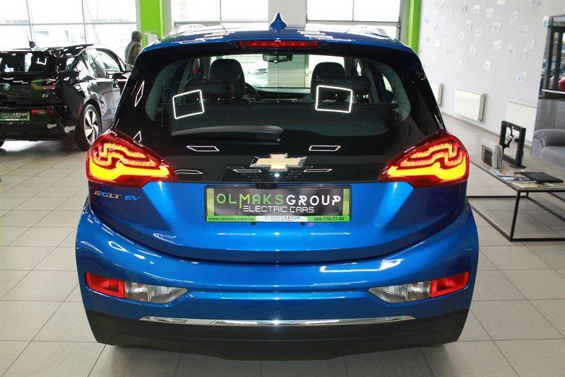 Продам Chevrolet Volt BOLT EV Premier, 60 kWt 2017 года в Киеве