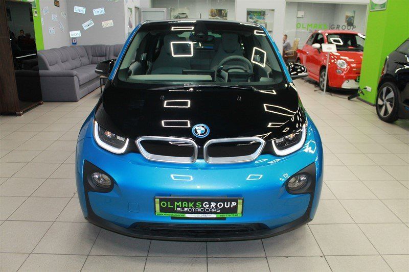 Продам BMW I3 MEGA, 33 kWt 2017 года в Киеве