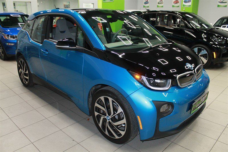 Продам BMW I3 MEGA, 33 kWt 2017 года в Киеве