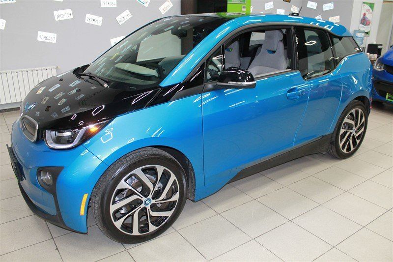 Продам BMW I3 MEGA, 33 kWt 2017 года в Киеве