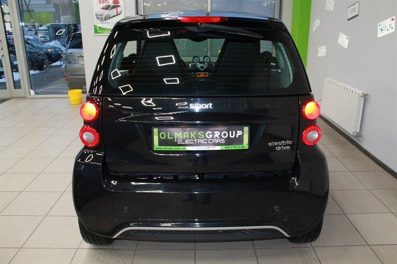 Продам Smart Fortwo ED, 17.6 kWt 2016 года в Киеве