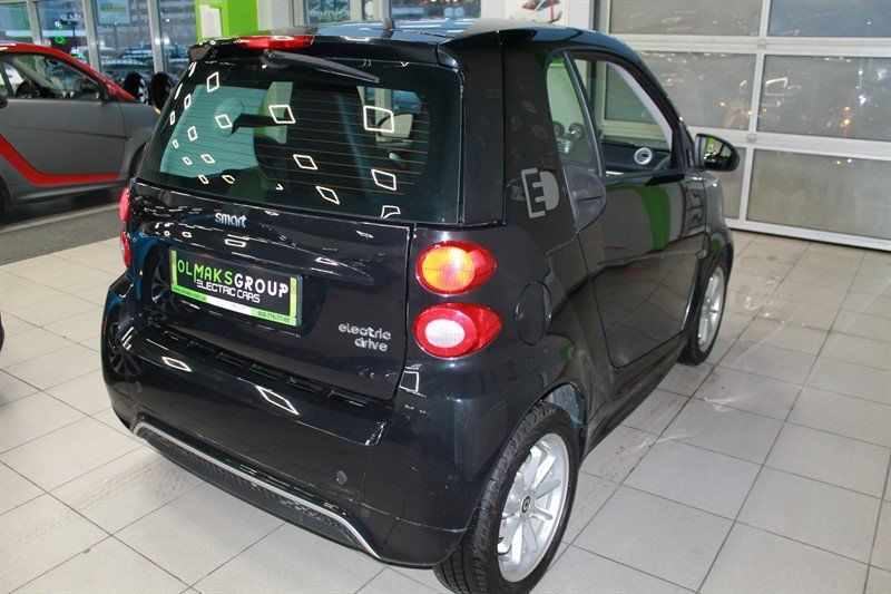 Продам Smart Fortwo ED, 17.6 kWt 2016 года в Киеве