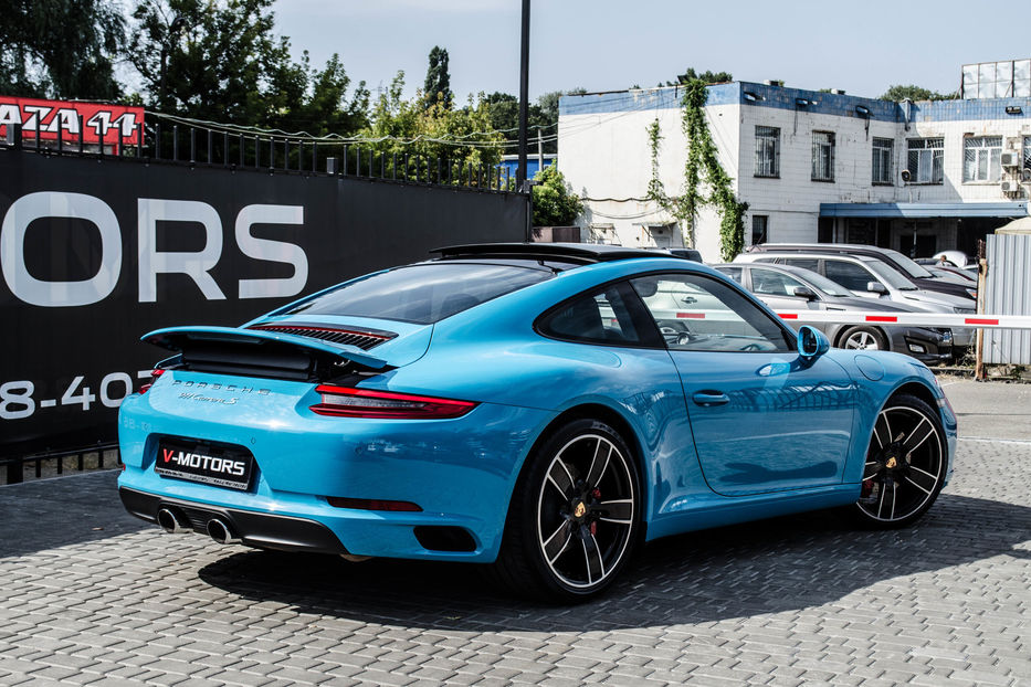 Продам Porsche 911 Carrera S 2016 года в Киеве