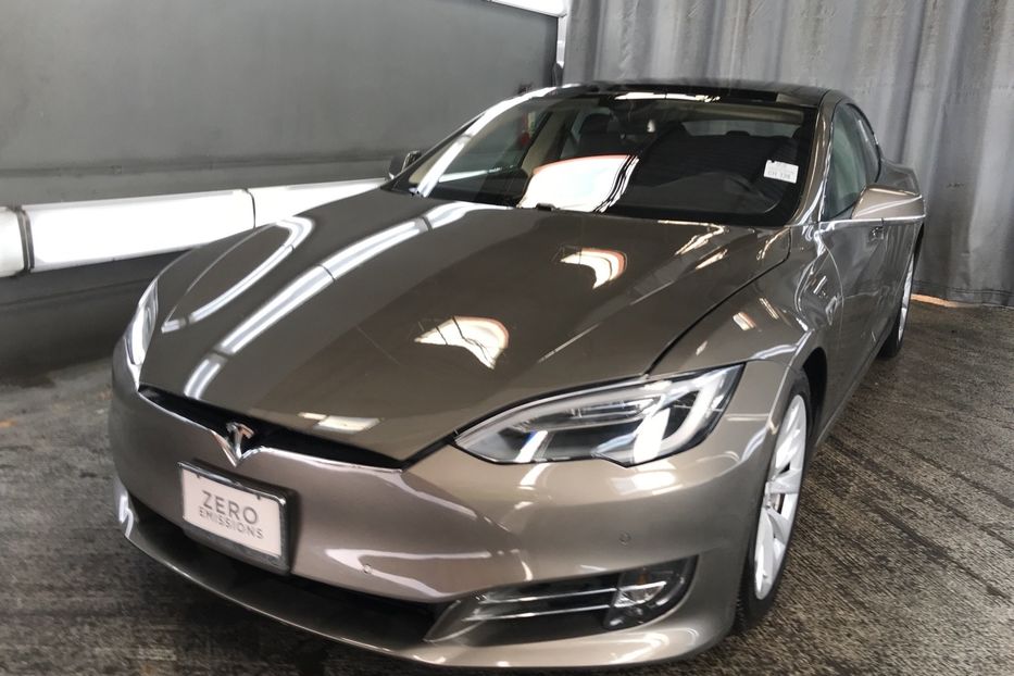 Продам Tesla Model S 75D + Пневмоподвеска + Автопил 2016 года в Киеве