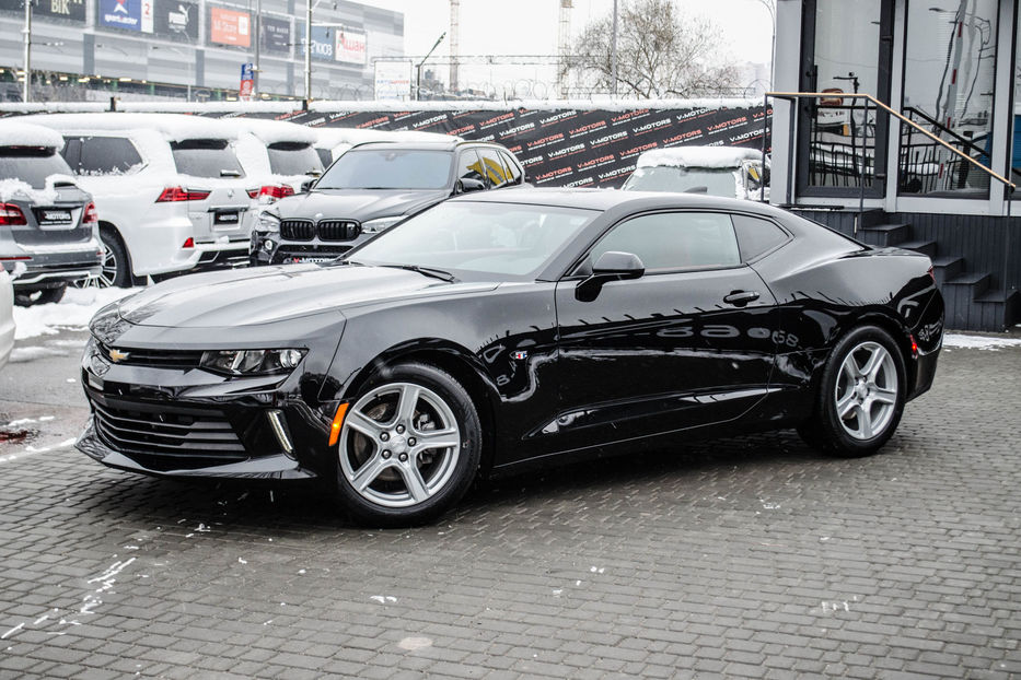 Продам Chevrolet Camaro 2.0 TURBO 2016 года в Киеве