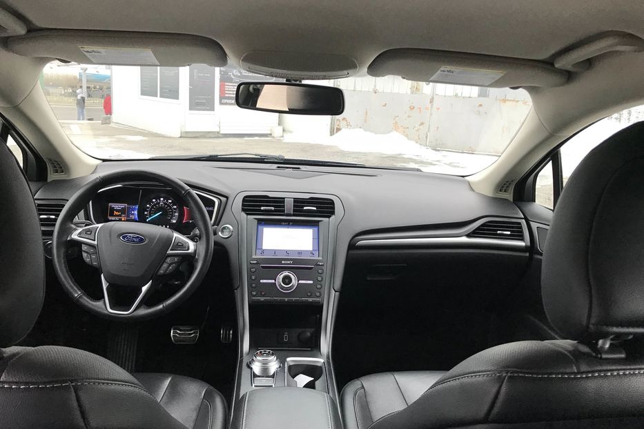 Продам Ford Fusion TITANIUM 2017 года в Днепре