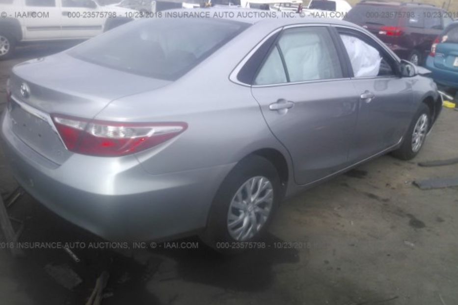 Продам Toyota Camry 2015 года в Львове