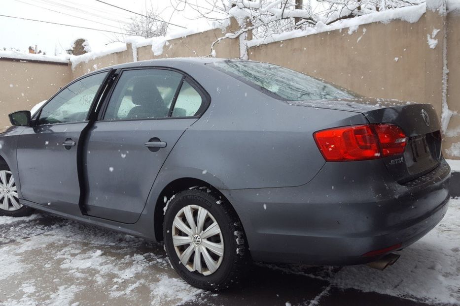 Продам Volkswagen Jetta 2.0 automat S 2011 года в Львове