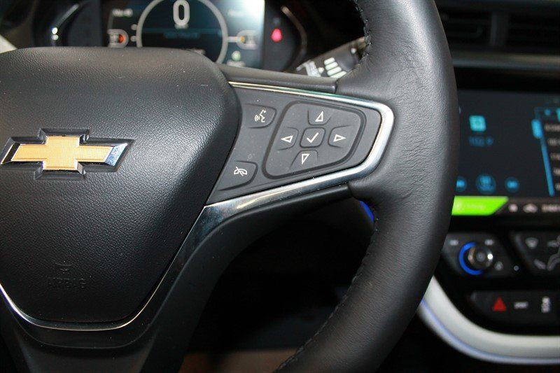 Продам Chevrolet Volt BOLT EV Premier, 60 kWt 2018 года в Киеве