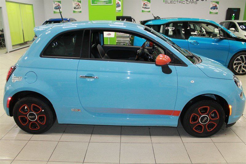 Продам Fiat 500 e SPORT, 24 kWt 2015 года в Киеве