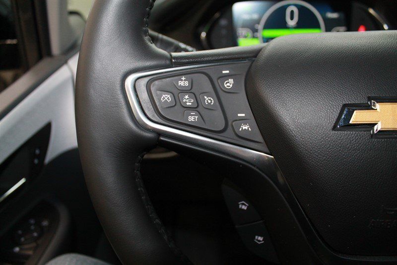 Продам Chevrolet Volt BOLT EV Premier, 60 kWt 2017 года в Киеве