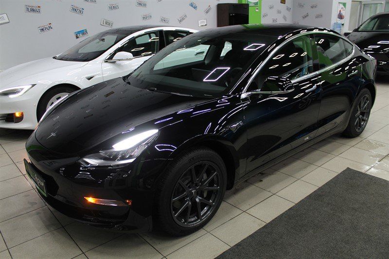 Продам Tesla Model 3 75 kWt Long Range DualMotor  2018 года в Киеве