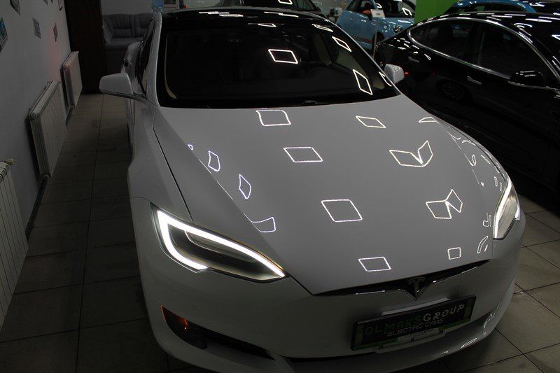 Продам Tesla Model S 75D AWD 2016 года в Киеве