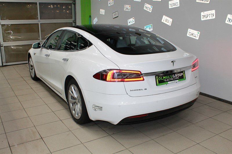 Продам Tesla Model S 75D AWD 2016 года в Киеве