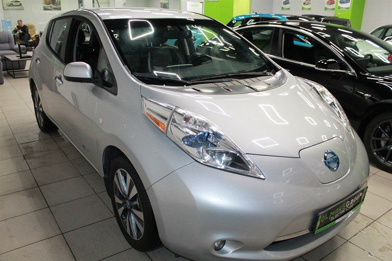 Продам Nissan Leaf SL, 24 kWt 2013 года в Киеве