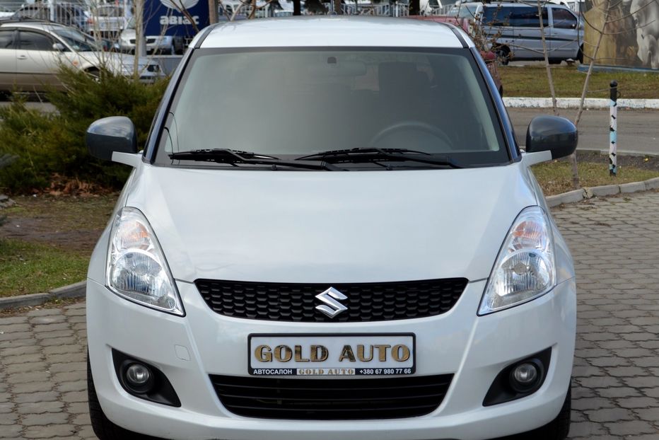 Продам Suzuki Swift 2013 года в Одессе