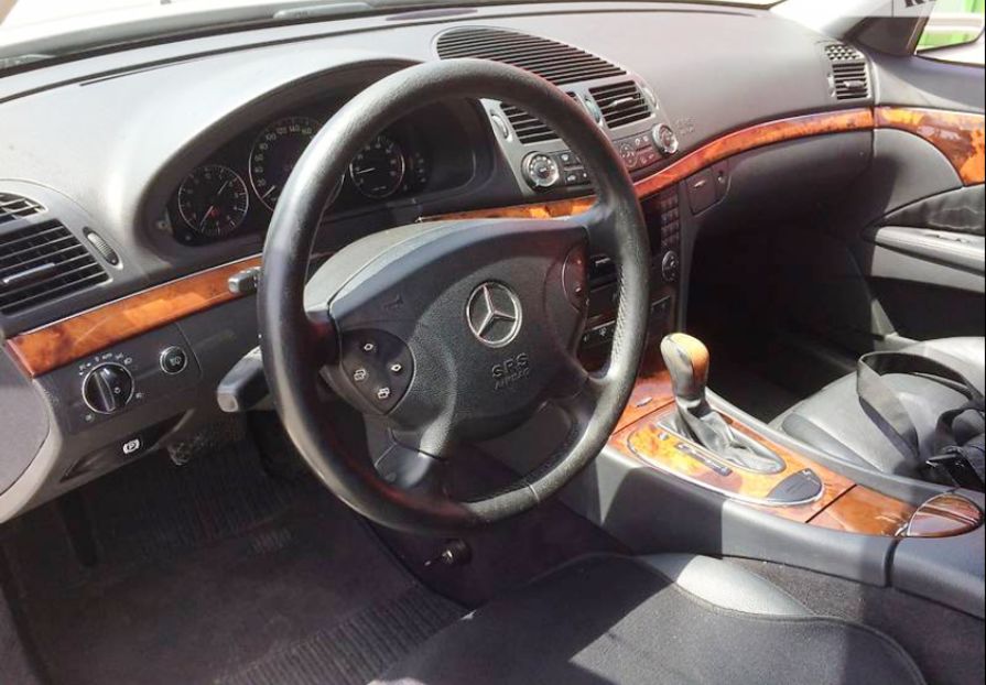Продам Mercedes-Benz E-Class 200 2004 года в Киеве