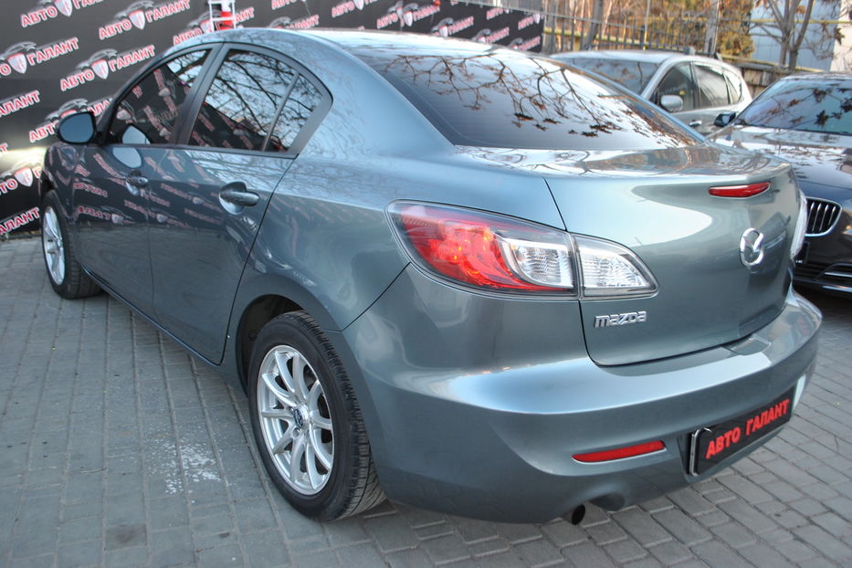 Продам Mazda 3 2011 года в Одессе
