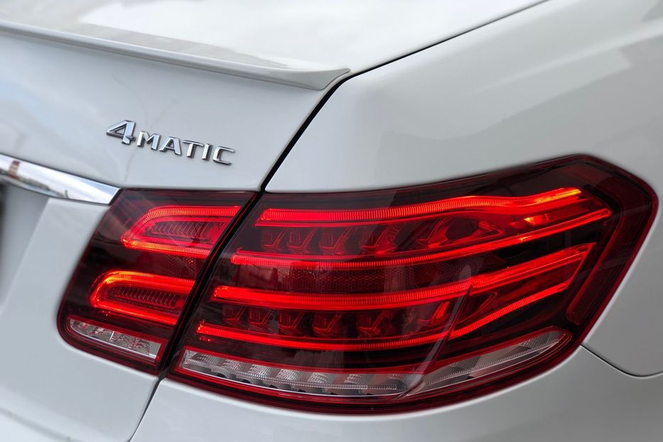 Продам Mercedes-Benz E-Class 400 ///AMG 4Matic 2015 года в Киеве